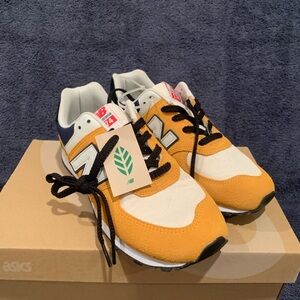 NWT! New balance 574 sneakers